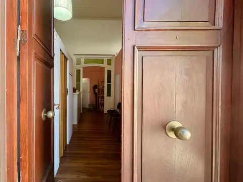 Oficina o local en el microcentro.