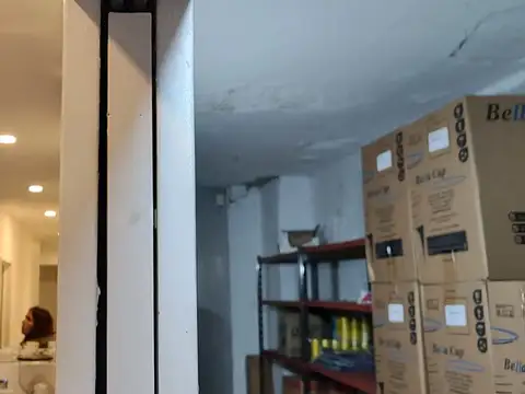 Local en Alquiler en Florida, $ 1.000.000