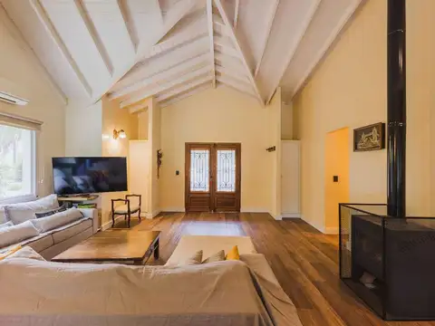 VENTA CASA 4 AMBIENTES  PALMARES DE PILAR