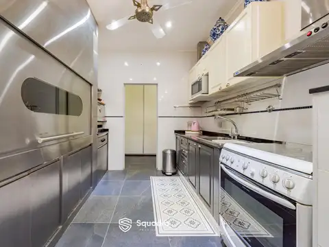 Casa 7 ambientes con 3 baños