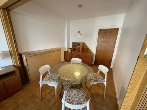 Departamento en Alquiler en La Perla Sur, $ 700.000