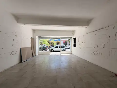 Local en Alquiler 60 años