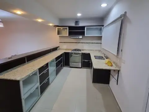 Depto Tipo Casa en Alquiler de Monoambiente