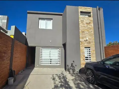 VENTA DUPLEX 3 dorm CIPOLLETTI