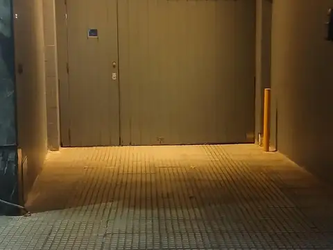 COCHERA EN PALERMO: A MEDIA CUADRA DE AV. SANTA FE