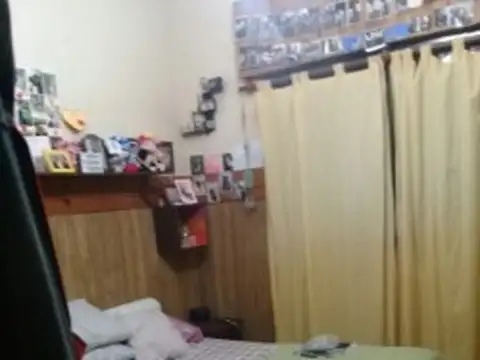 RAMON FALCON ENTRADA DE AUTO LIVING COCINA COMEDOR FONDO LIBRE QUINCHO