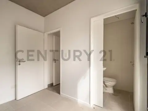 Departamento 4 ambientes con 3 baños