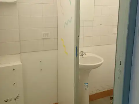 IMPORTANTE LOCAL COMERCIAL EN ALQUILER