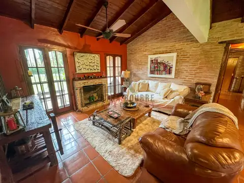 Casa  en Venta en Pilar Centro, Pilar, G.B.A. Zona Norte