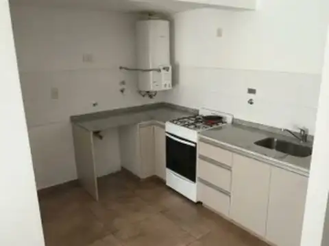 Departamento en Alquiler en Banfield, $ 530.000