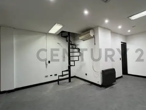 Venta de Oficinas: Ideal para Uso Profesional.