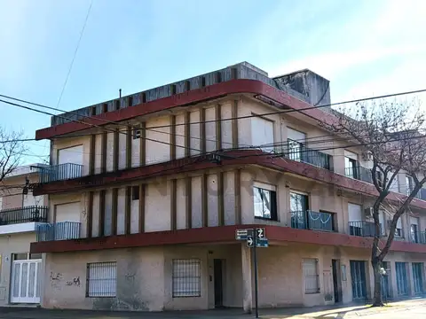 Departamento en Esquina Céntrica privilegiada. VENADO TUERTO