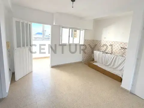 Departamento en Esquina Céntrica privilegiada. VENADO TUERTO