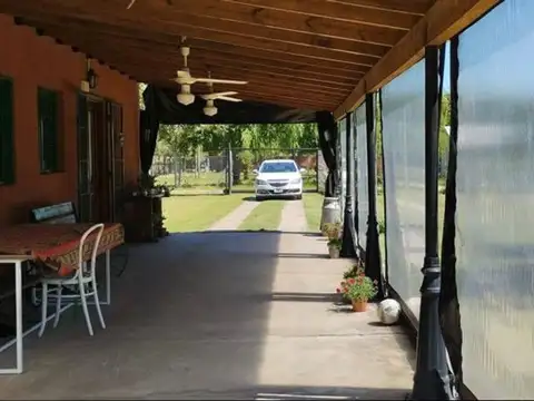 VENTA CASAQUINTA 3 AMBIENTES RUTA 28