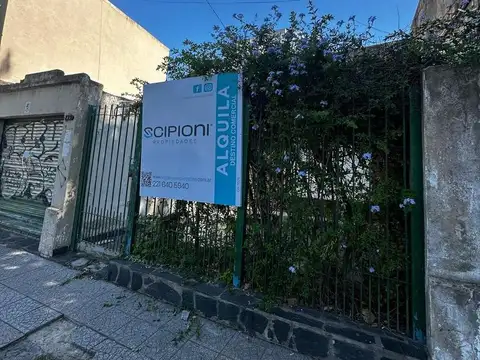 Calle 20 900, Piso PB