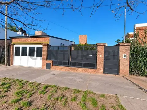 CASA EN VENTA EN RAFAELA