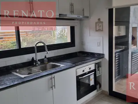 Casa en Venta en Pilar del Este - San Ramon, USD 225.000