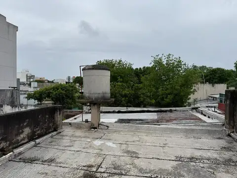 Casa con lote propio en Saenz Peña