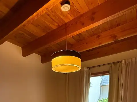 Depto Tipo Casa 6 ambientes con 2 baños