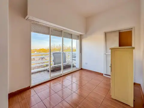 Departamento 5 ambientes con 1 baño