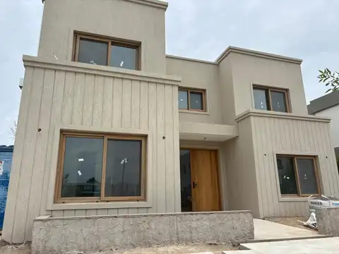 VENTA Espect casa a estr Villanueva B LAGUNA GRANDE 5 Dorm