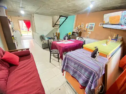 Casa en Venta con 3 cocheras