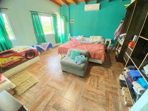 VENDE CASA EN VARELA 3 AMBIENTES