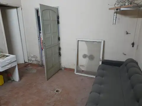 Galpón - Isidro Casanova