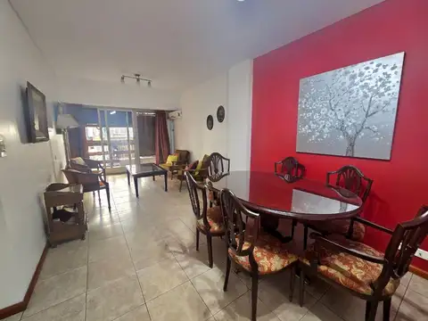 Venta Belgrano 3 dorm y dep a refaccionar con coch