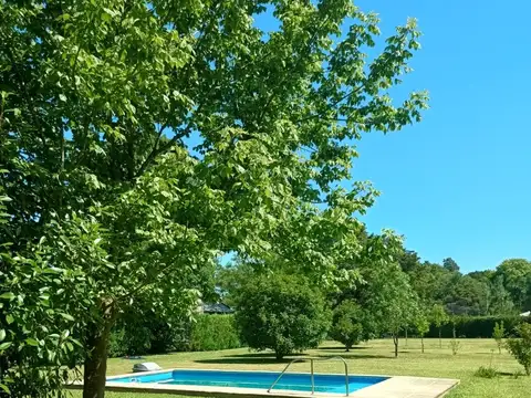 CASA A LA VENTA EN ROLDAN, CALLE FUNES 488. 2400 M2 DE TERRENO PAQUIZADO HERMOSO