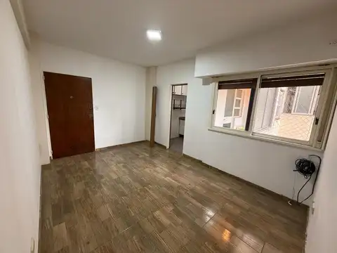 Buen departamento de 2 ambientes