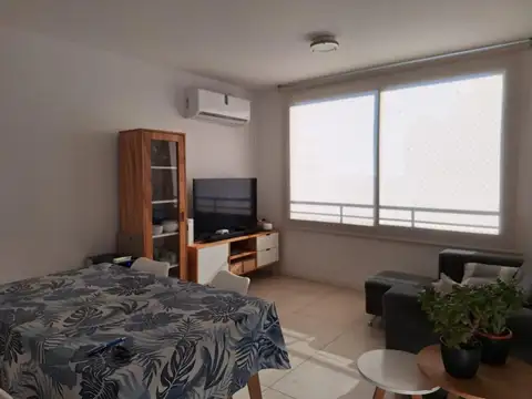 Mitre 266 , Piso 18