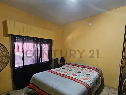 Casa 4 ambientes con 1 baño
