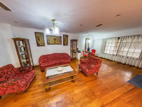 Casa en Venta en Villa Ortuzar, USD 950.000