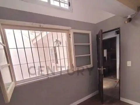 Avenida Remedios de escalada de San Martin 3000, Piso 1