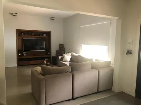 Casa en Venta en Ituzaingo, USD 210.000