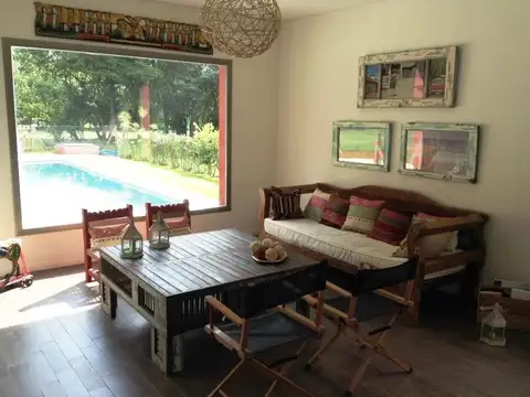 Casa 5 ambientes con 2 baños