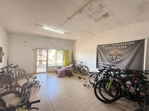 Local en Venta 30 años