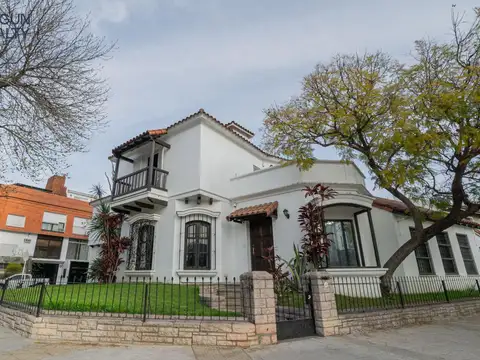 CASA PARA USO COMERCIAL EN ALQUILER, ZONA RIVER