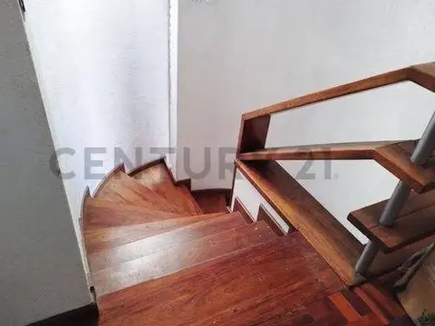 Casa de categoría en venta, 6ta sección
