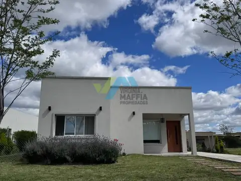 Casa en Venta en Pilar del Este - San Ramón, USD 160.000