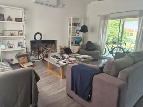 B1623, Buenos Aires Province, Argentina