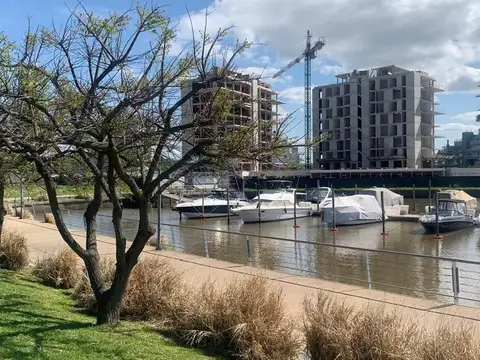 Avenida del Puerto 600