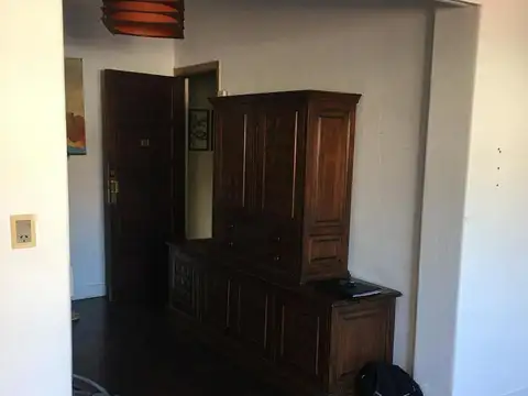 Depto Tipo Casa en Alquiler de 4 ambientes