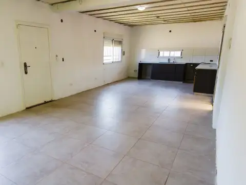 Casa en Alquiler en Punta Alta, $ 500.000