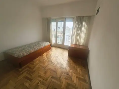 Departamento de tres ambientes con dependencia en alquiler 24 meses