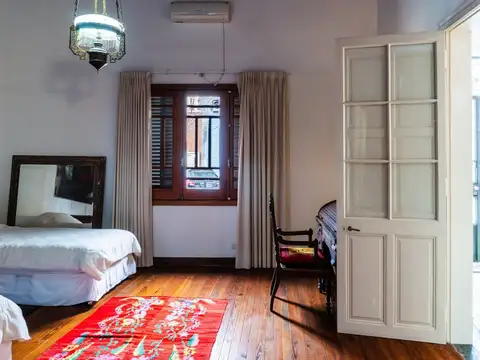 VENTA CASA EN EL CENTRO DE VILLA CONSTITUCIÓN