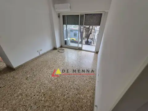 Mariano Acha 900, Piso 1