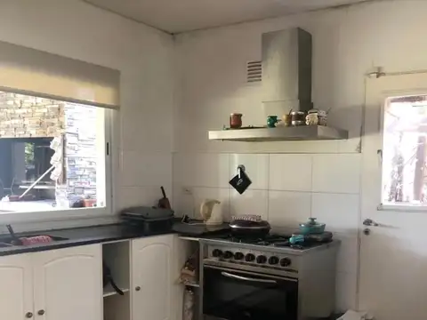 Casa en venta - 2 Dormitorios 2 Baños - Baradero