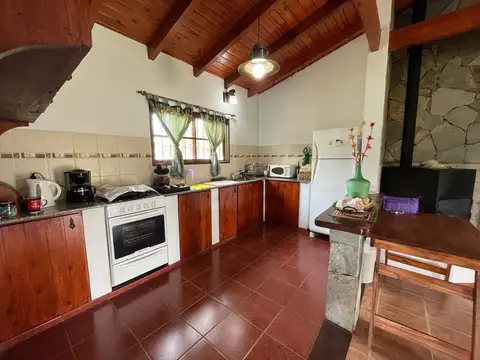 Casa en Venta con 2 cocheras